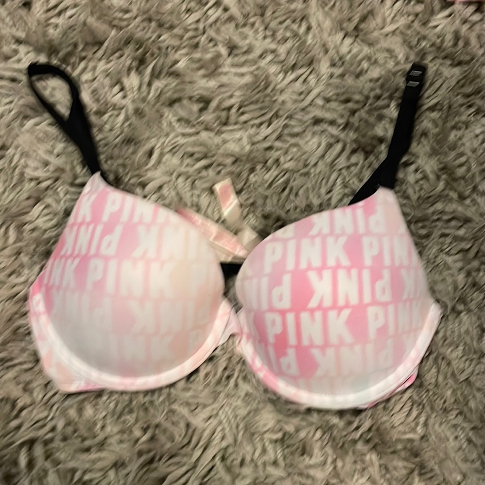 PINK t-shirt bra, size 34 B